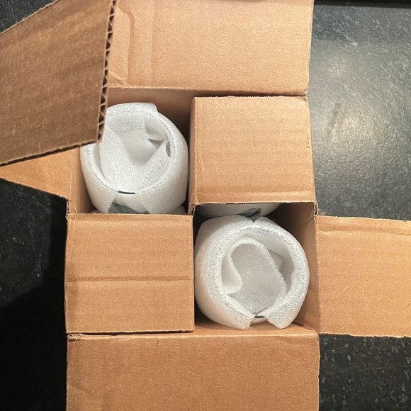 14 Oz. Wine Glasses, Set of 4, NWOT - Picture 3 of 4